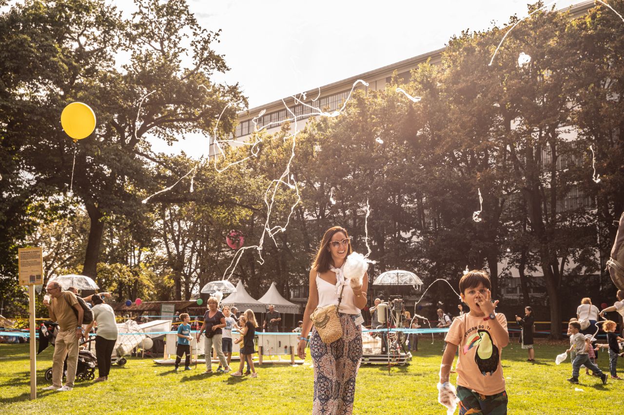 KW 39 DE Besucherzahlen Jubiläumsfest